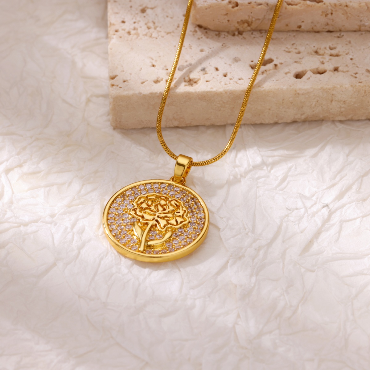 Colliers en zircon pour femmes - Birth Flower Necklace avis et prix